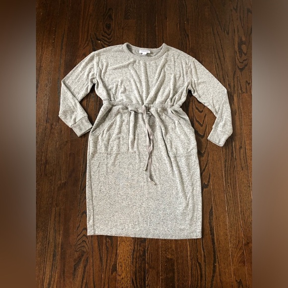 Motherhood Maternity Dresses & Skirts - Motherhood Maternity M Grey Long-Sleeved Tie-Waist Midi Sweater Dress w/Pockets